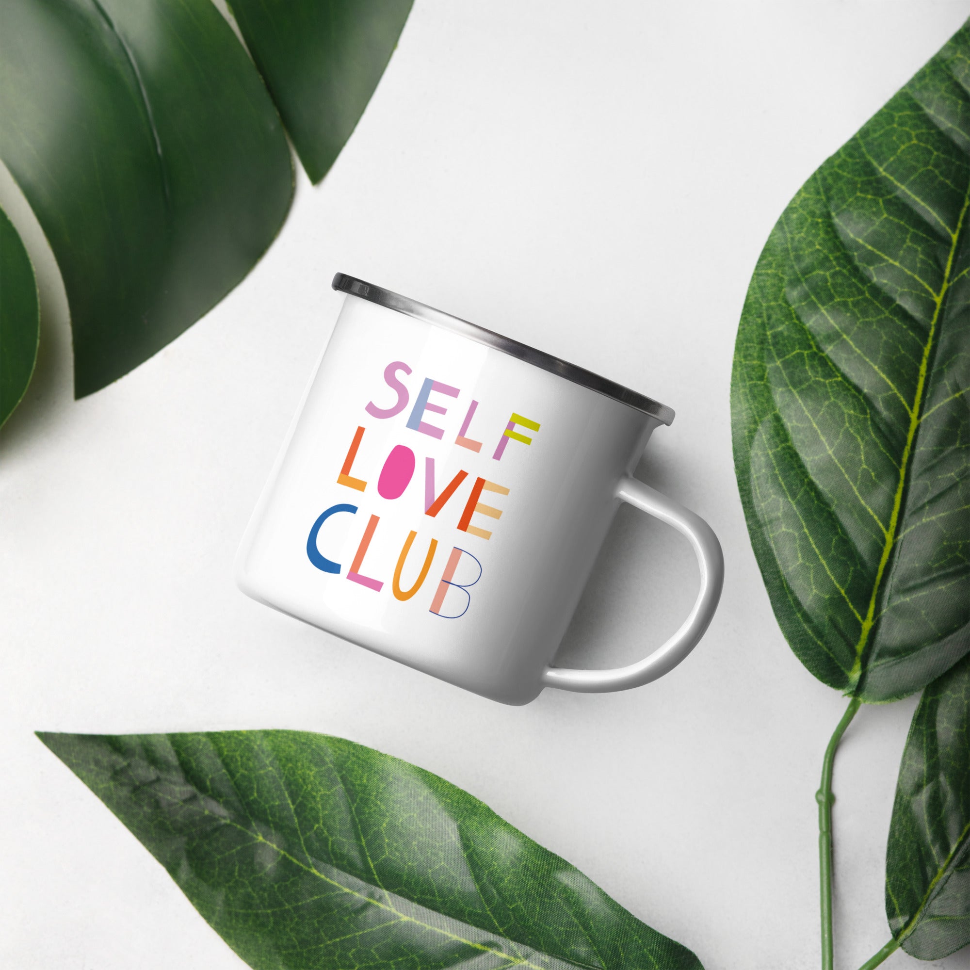 Mug émaillé Self Love Club – Mug rétro coloré avec motif « amour de soi » | Léger et robuste | Mug émaillé fait main avec inscription | Cadeau pour femmes, amies, pleine conscience et émancipation